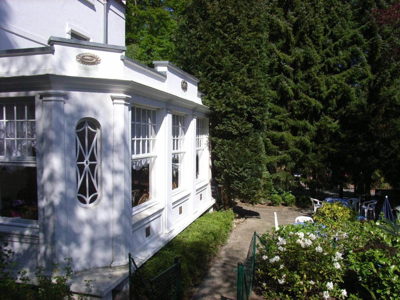 Hotel Villa Im Steinbusch Malente Exterior foto